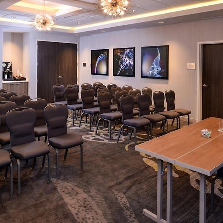Courtyard By Marriott Saskatoon Airport Hotel Ngoại thất bức ảnh